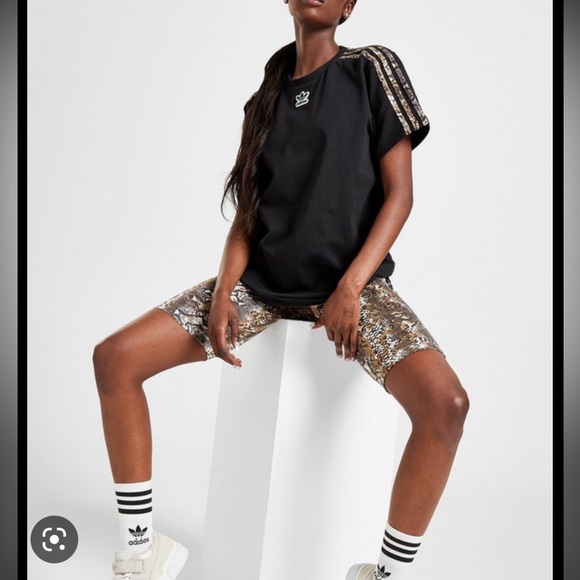 ⚡️✅✅ADIDAS SHORT LEGGINGS Python Print - Picture 13 of 13